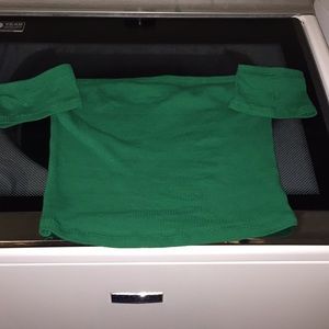 Off the shoulders crop top